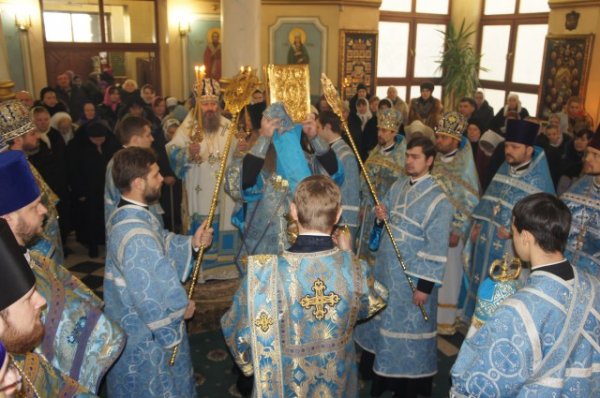 Служение Митр. Павла 2015